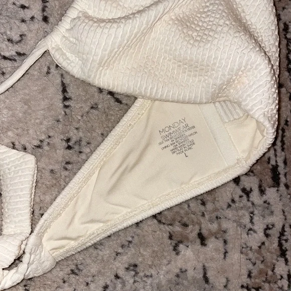 Monday Swimwear Copacapana Bikini Top - Picture 3 of 5